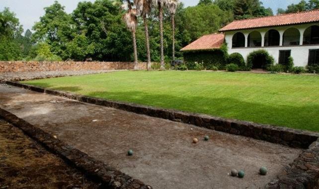 Spanish Villa Inn St. Helena Bagian luar foto