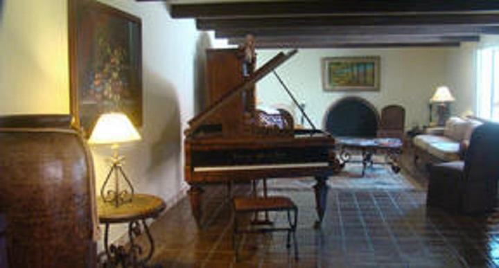 Spanish Villa Inn St. Helena Bagian luar foto
